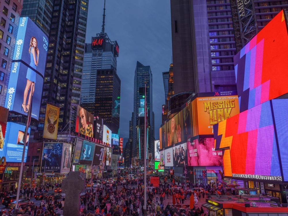 Business intelligence in marketing:end-to-end solution overview